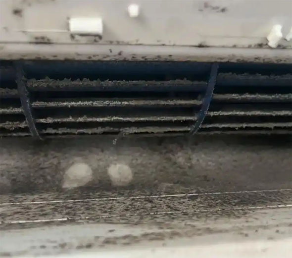 珠晖空调吹的风有股烧焦味是怎么回事